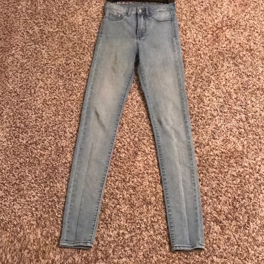 High waisted skinny jeans